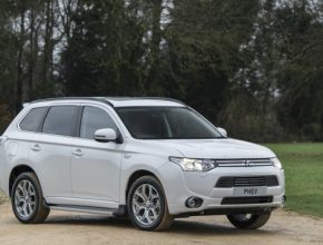 mitsubishi outlander phev
