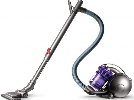 auto vysavač Dyson