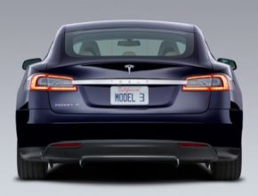 auto Tesla Model 3 levný elektromobil