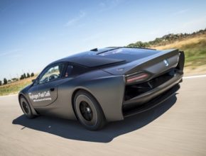 auto prototyp BMW i8 auto na vodík