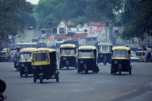 Indie tuk-tuky taxi rikša