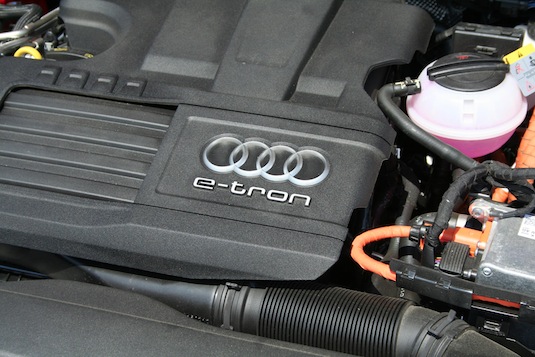 auto test plug-in hybridu Audi A3 Sportback e-tron 1.4 TFSI S tronic