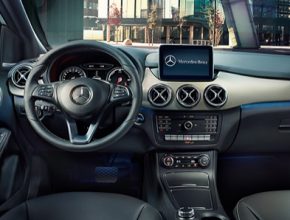 auto elektromobil Mercedes-Benz B Electric Drive interiér