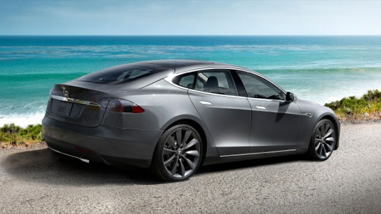 auto elektromobil elektrické auto Tesla Model S tichý oceán