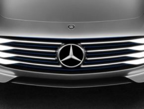 auto elektromobily Mercedes-Benz Daimler znak
