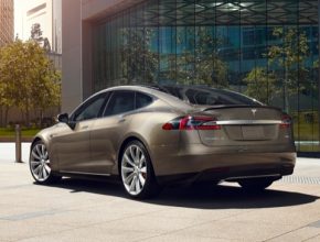 auto elektromobil Tesla Model S nejprodávanější v západní Evropě červenec 2015