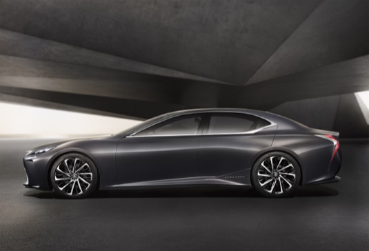 Lexus na autosalonu v Tokiu představil koncept luxusního vodíkového sedanu LF-FC