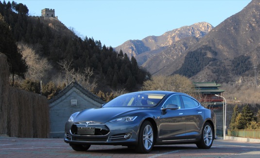 elektromobil Tesla Model S v Číně, Velká čínská zeď§