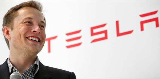 auto Elon Musk, šéf automobilky Tesla Motors