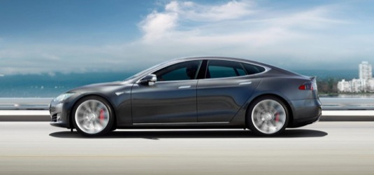 auto elektromobil Tesla Model S dodávky ve 4. čtvrtletí 2015