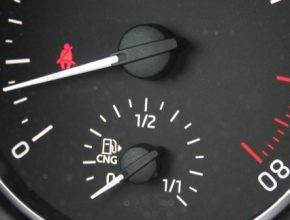 auto spotřeba CNG stlačený zemní plyn