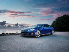 auto elektromobil Tesla Model S automobilky Tesla Motors