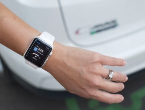 auto hodinky Apple Watch a aplikace pro vozy značky Ford