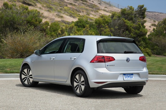 auto elektromobily Volkswagen e-Golf sedmé generace