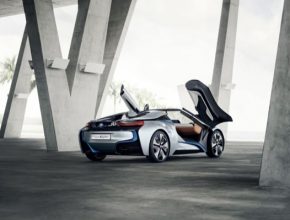 auto BMW i8 Spyder kabriolet roadster