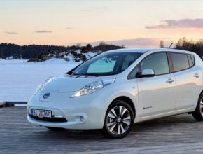 auto elektromobil Nissan Leaf dotace na nákup elektromobilu