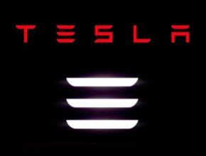 auto elektromobily Tesla Model 3 E logo
