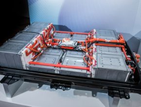 auto baterie konceptu Nissan IDS s kapacitou 60 kWh