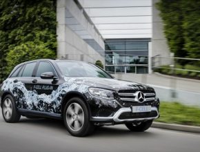 auto vodíkové auto Daimler Mercedes-Benz GLC F-Cell