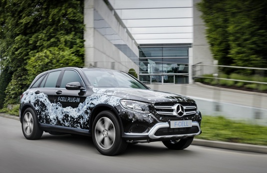 auto vodíkové auto Daimler Mercedes-Benz GLC F-Cell