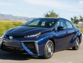 auto na vodík Toyota Mirai 2016