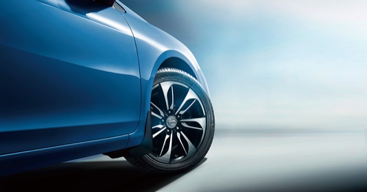 auto BYD Qin EV300 elektromobil