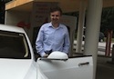 auto Jaromír Marušinec Ing. se svým elektromobilem Tesla Model S
