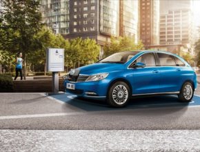auto elektromobil Daimler BYD Denza