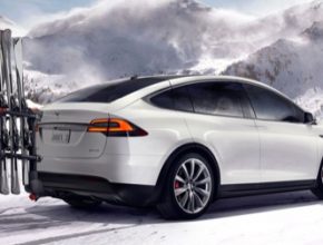 auto elektromobil Tesla Model X Norsko