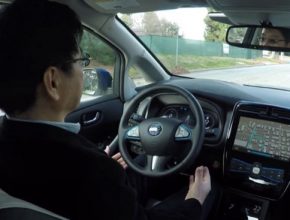 nissan nabídne robotická auta do roku 2020