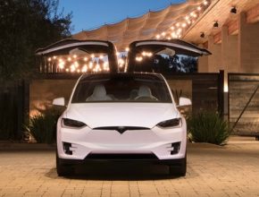 auto elektromobil Tesla Model X