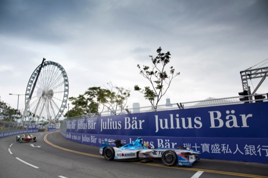 auto V Hong Kongu odstartovala nová sezóna závodů elektrických formulí