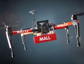 auto létající dron společnosti Mall.cz pro doručování zásilek