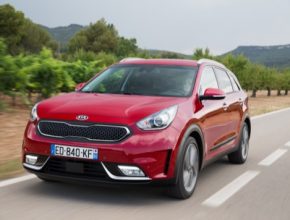 auto Kia Niro Hybrid crossover
