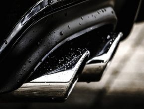 auto výfuk fosilní paliva motor