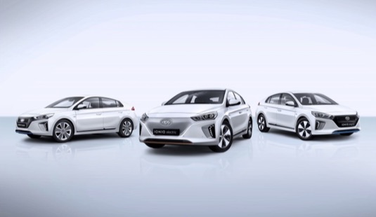 Vozy Hyundai Ioniq jsou k dispozici ve verzi Electric, Hybrid a Plug-in Hybrid