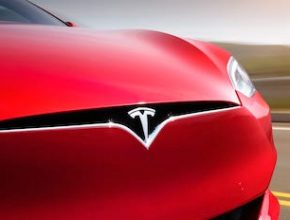 auto elektromobily elektroauto Tesla Model S předek gril