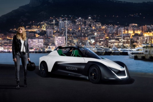 auto Hollywoodská hvězda Margot Robbie je ambasadorkou elektromobilů Nissan