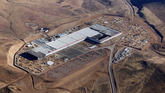 Stavba gigatovárny Tesla - stav k lednu 2017