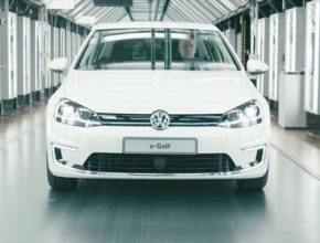 auto elektromobil-volkswagen-e-golf-facelift-2017-baterie-35-8-kwh
