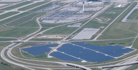 solární elektrárna letiště v Indianapolis