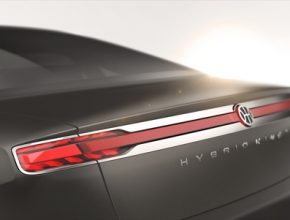 pininfarina-h600-autosalon-zeneva-2017-grafen-baterie-luxusni-sedan