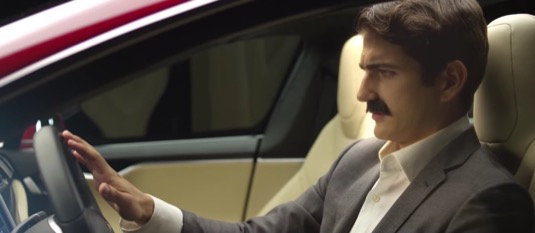 auto elektromobil Nikola Tesla Model S reklama