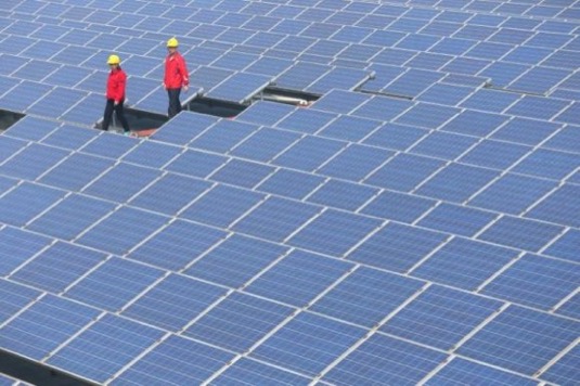 Jen za minulý rok Čína své výrobní kapacity v solární energetice více než zdvojnásobila