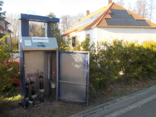 auto nabíjecí stanice 1000 kW v Sedlci-Prčici.