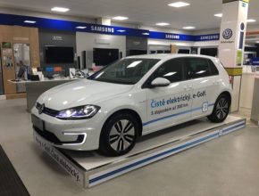 Volkswagen e-Golf elektromobil Alza