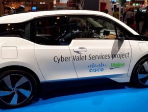 auto Valeo Cisco Cyber Valet automatické robotické parkování