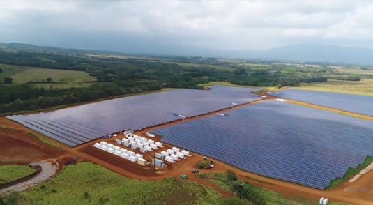 Tesla Powerpack a solární elektrárna na havajském ostrově Kauai