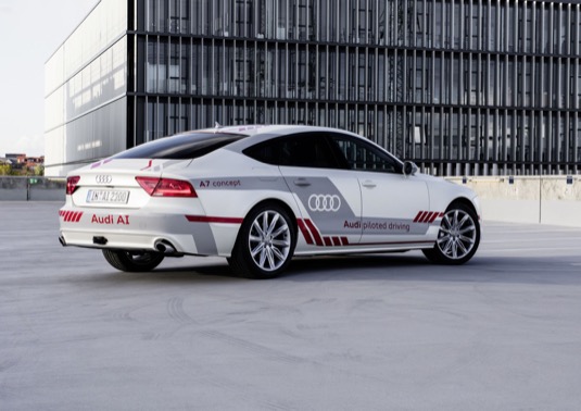 auto Audi A7 piloted driving autonomní auto robotické Audi AI