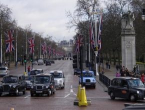auto Británie Londýn ulice silnice auta